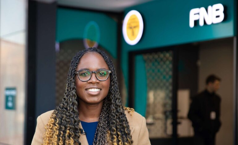 Grade 12 entry Call Centre Agent Vacancy at First National Bank (FNB)